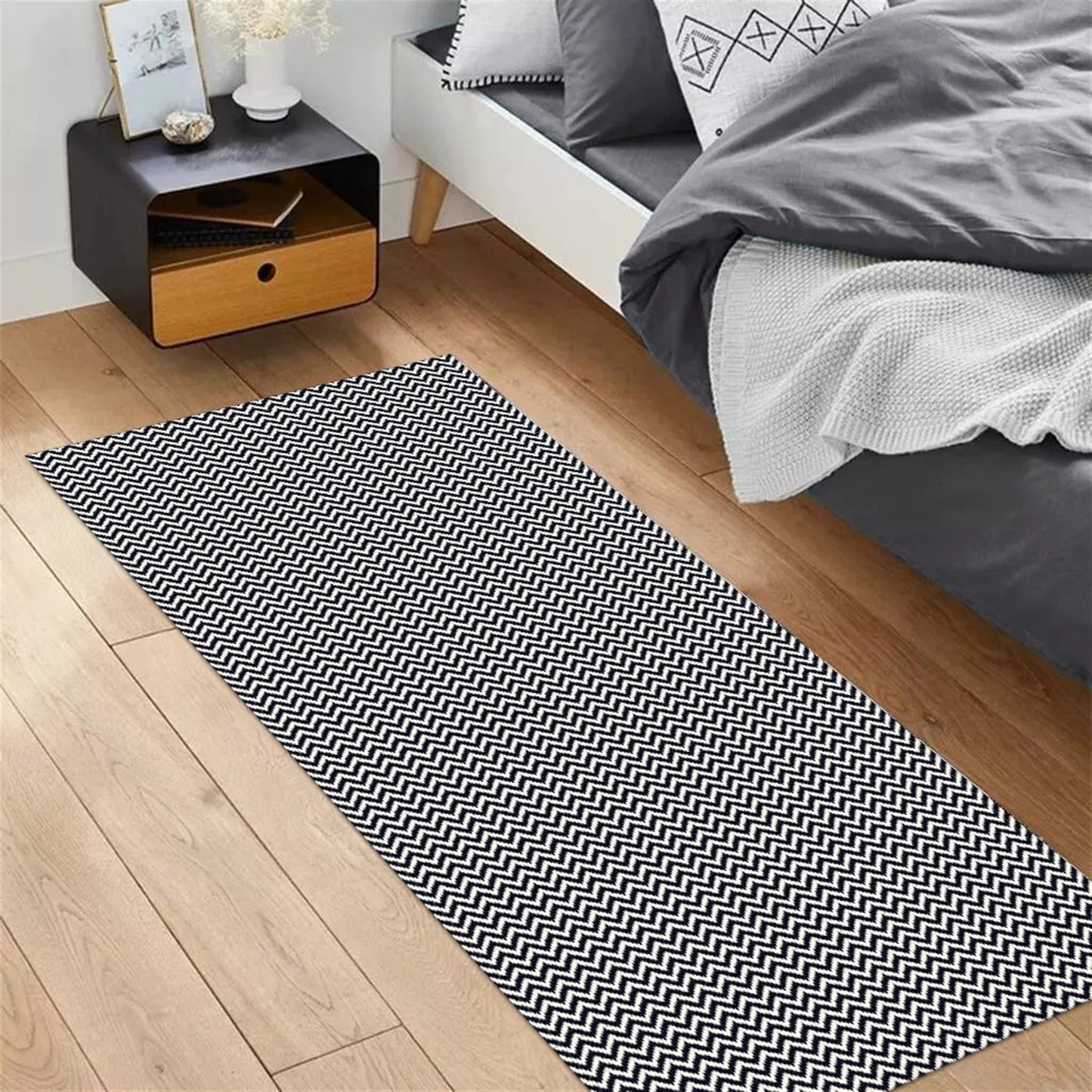 Passadeira Antiderrapante 300x65cm Beira de Cama Zig Zag Preto