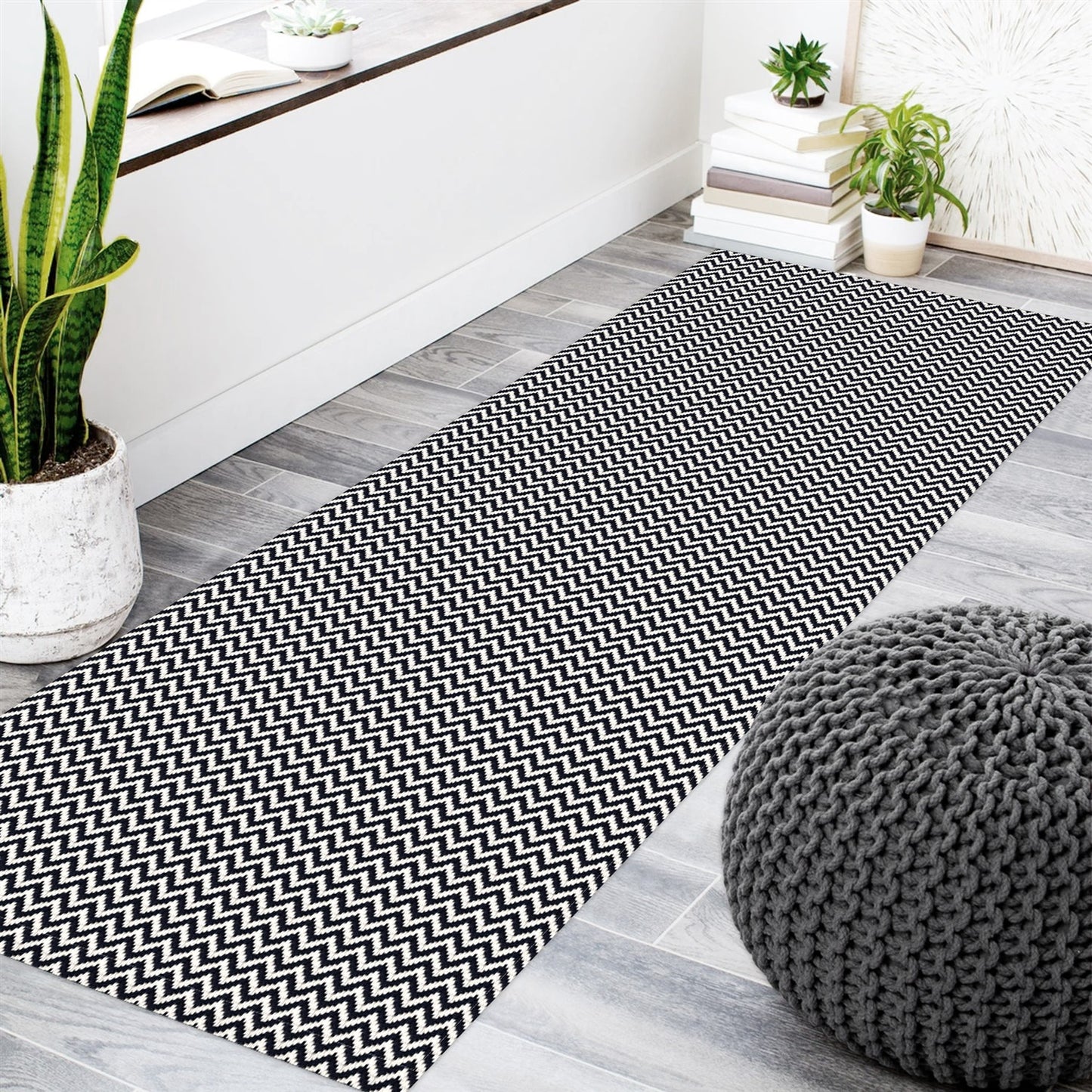 Passadeira Antiderrapante 200x65cm Beira de Cama Zig Zag Preto